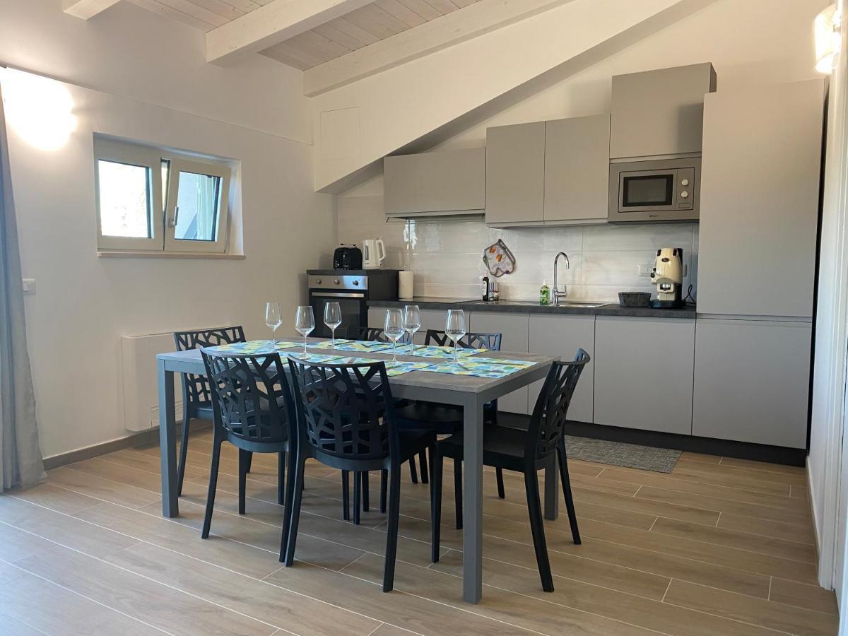 Вілла Cilento Contemporary House Con Idromassaggio Jacuzzi Еболі Екстер'єр фото