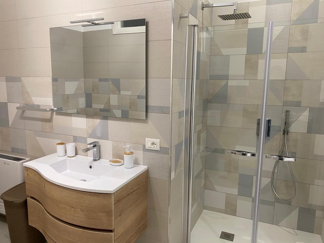 Вілла Cilento Contemporary House Con Idromassaggio Jacuzzi Еболі Екстер'єр фото